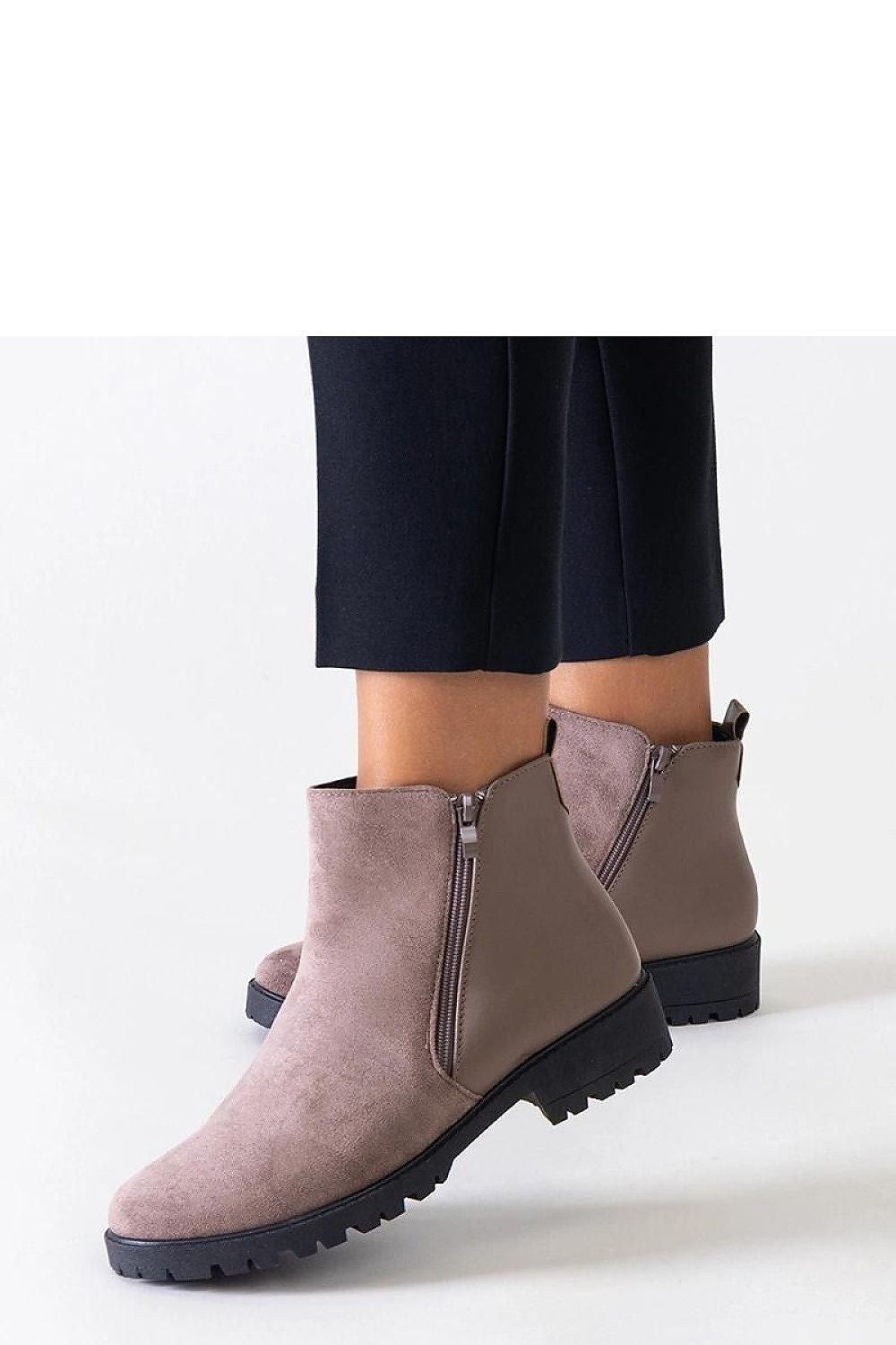 Batai model 204573 Solea