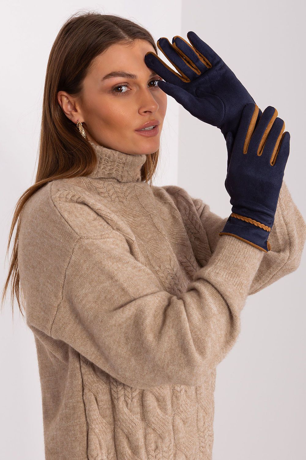  Pirštinės model 189533 Wool Fashion Italia 