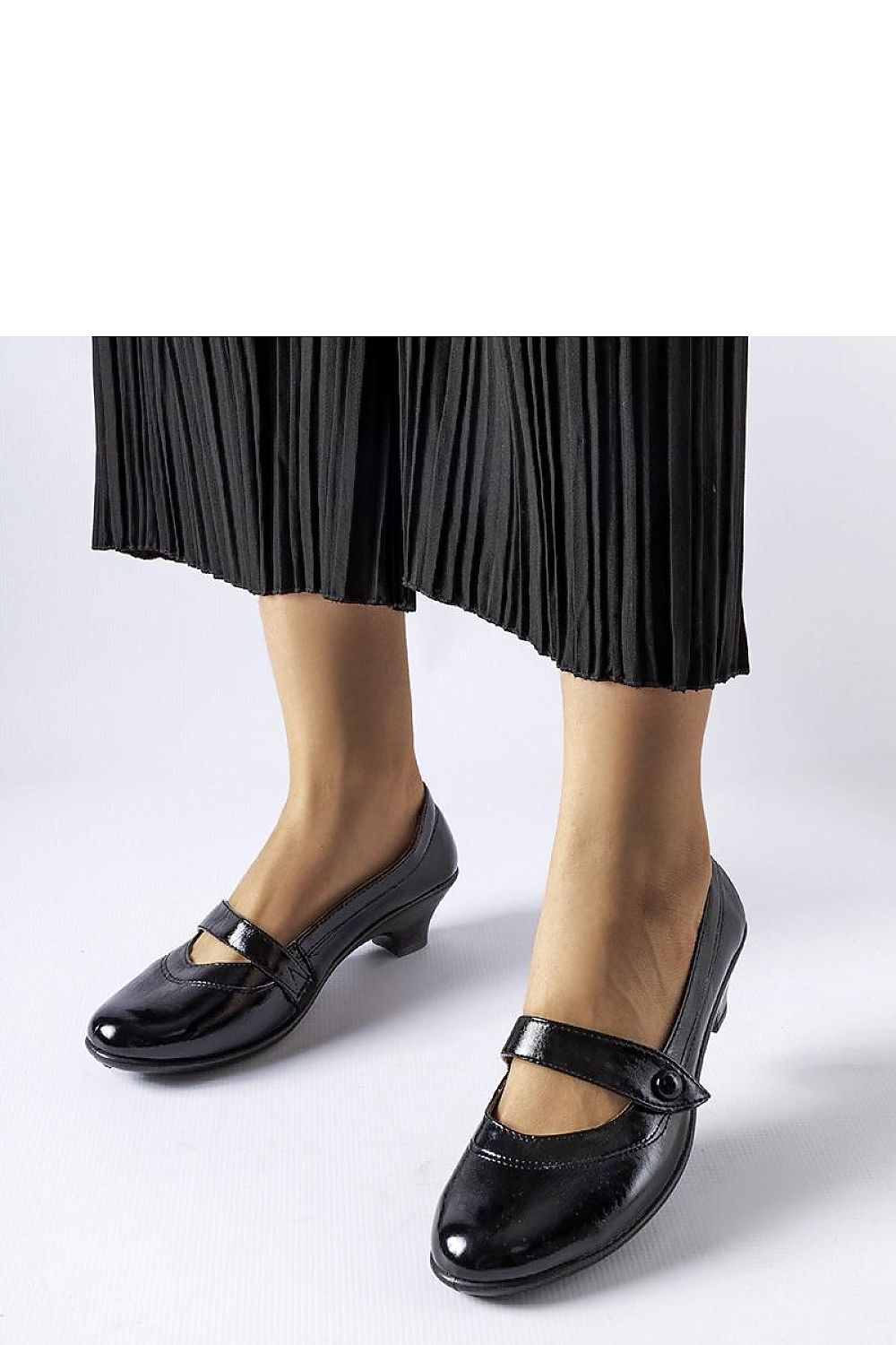  Batai blokiniu kulnu model 204768 Solea 