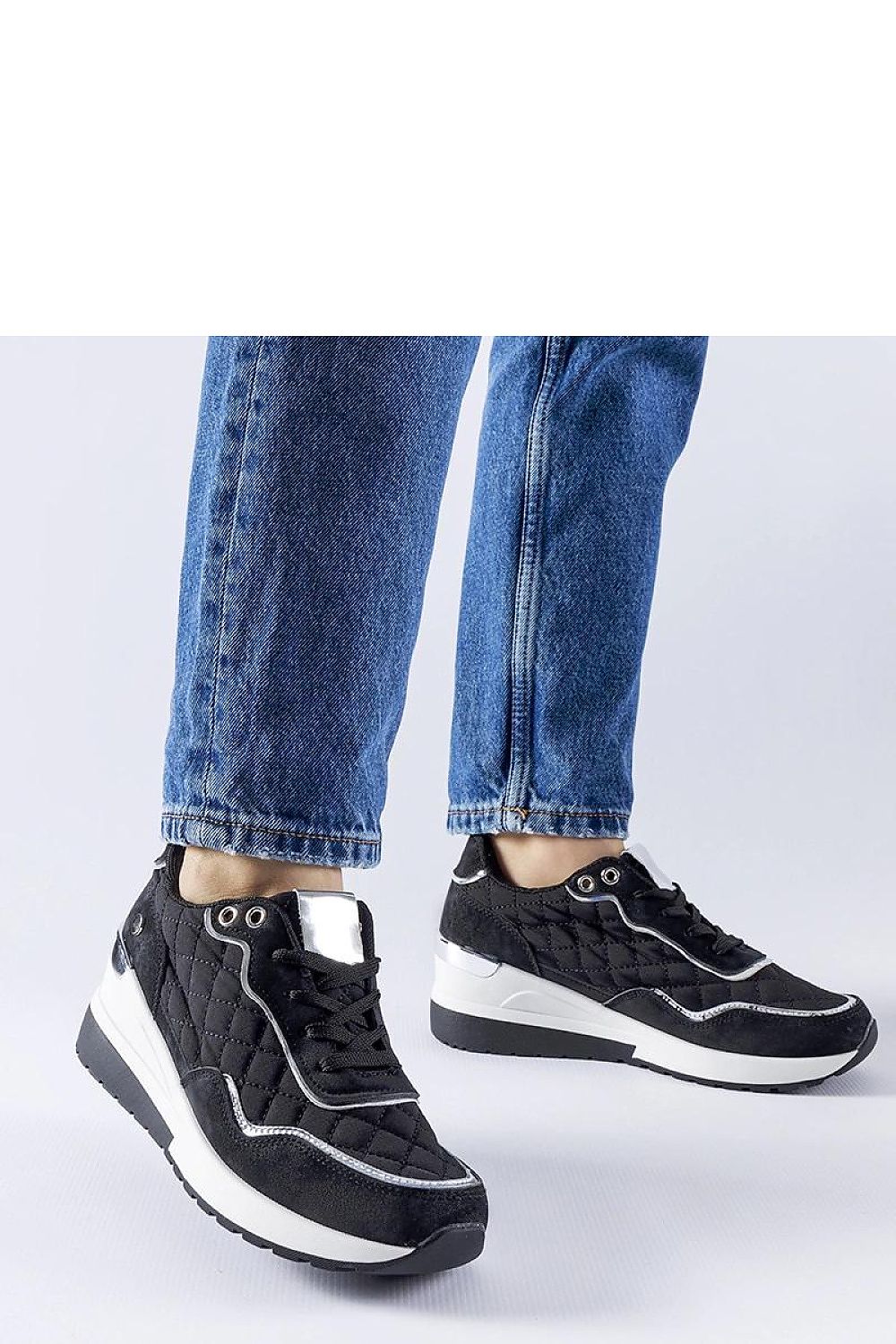  Sportiniai batai ant pakulnės model 207620 Solea 