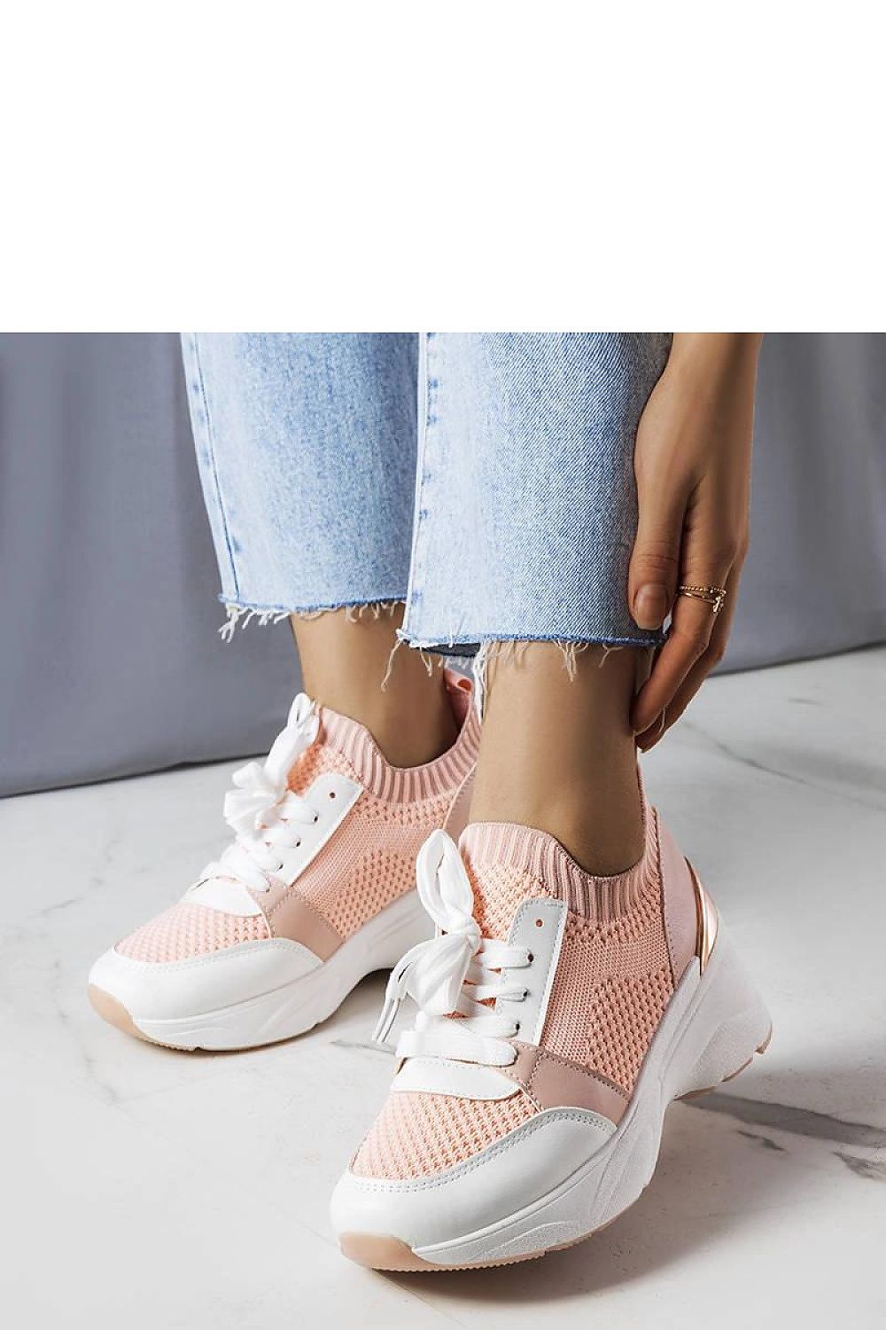  Sportiniai batai ant pakulnės model 207992 Solea 