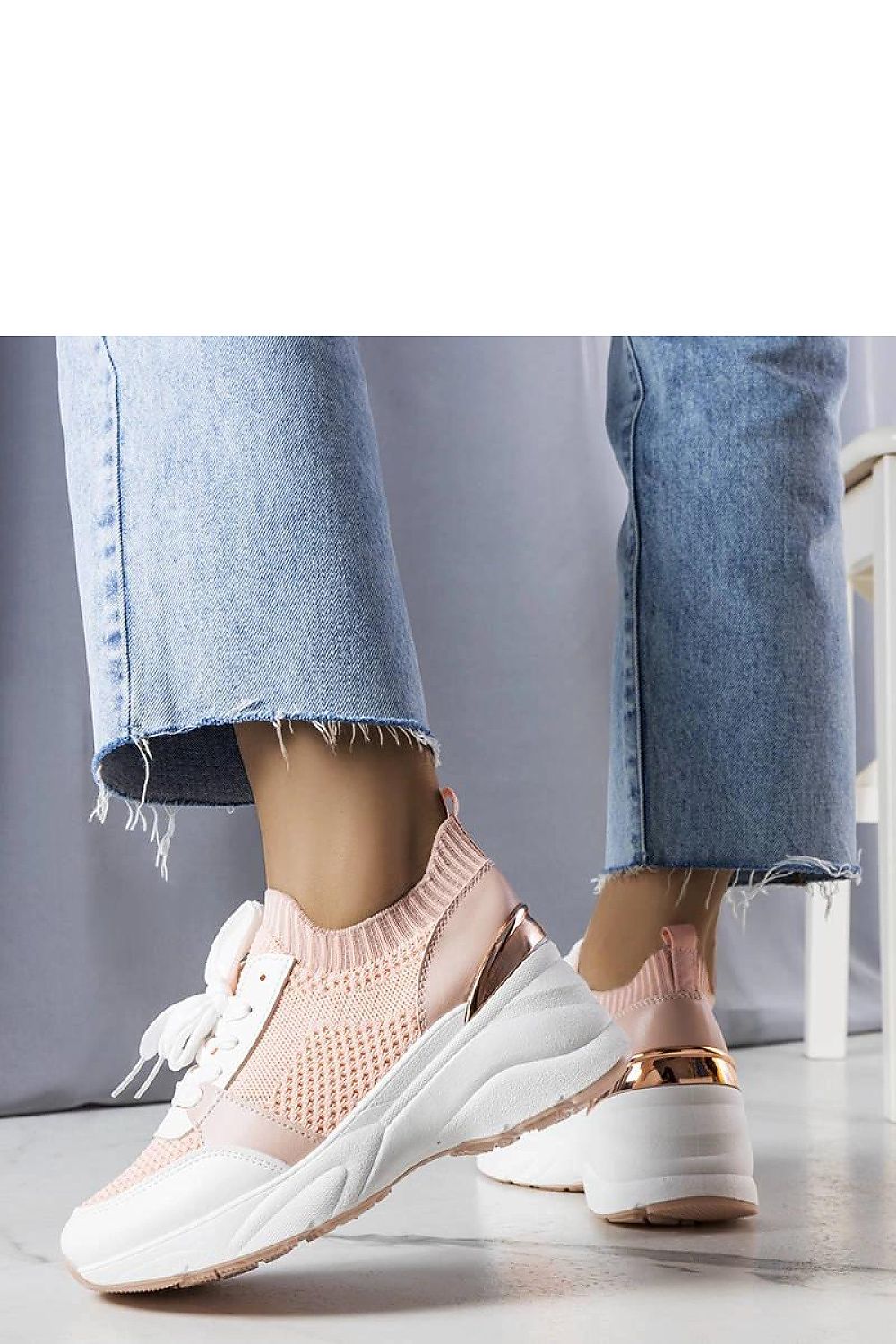  Sportiniai batai ant pakulnės model 207992 Solea 