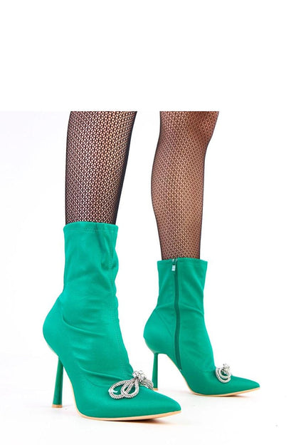  Batai su kulnu model 218551 Solea 