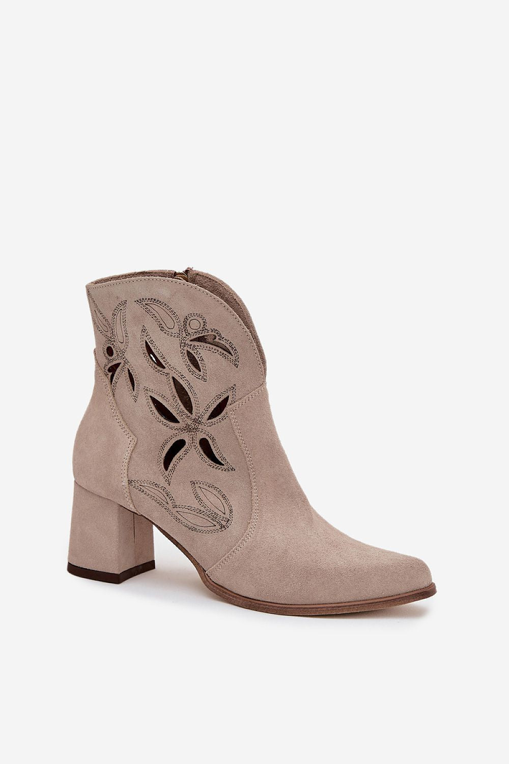  Batai su kulnu model 219133 Step in style 