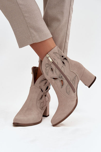  Batai su kulnu model 219133 Step in style 