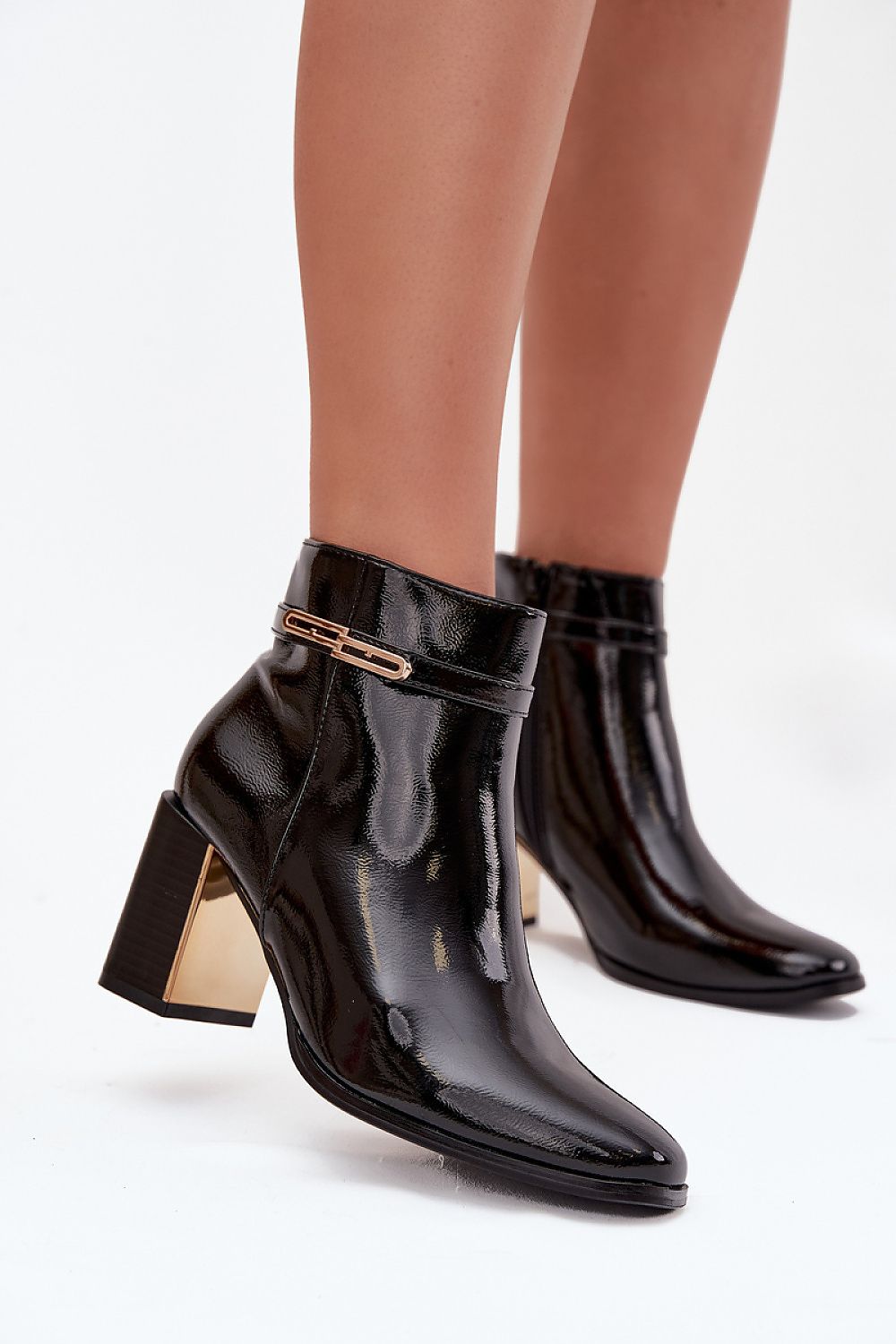  Batai su kulnu model 220691 Step in style 