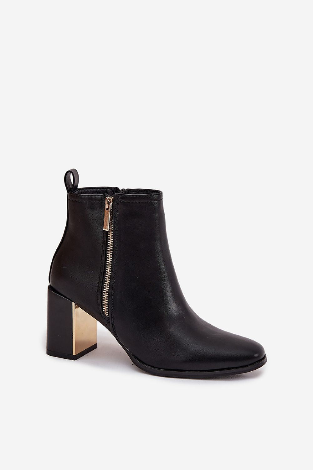  Batai su kulnu model 220692 Step in style 