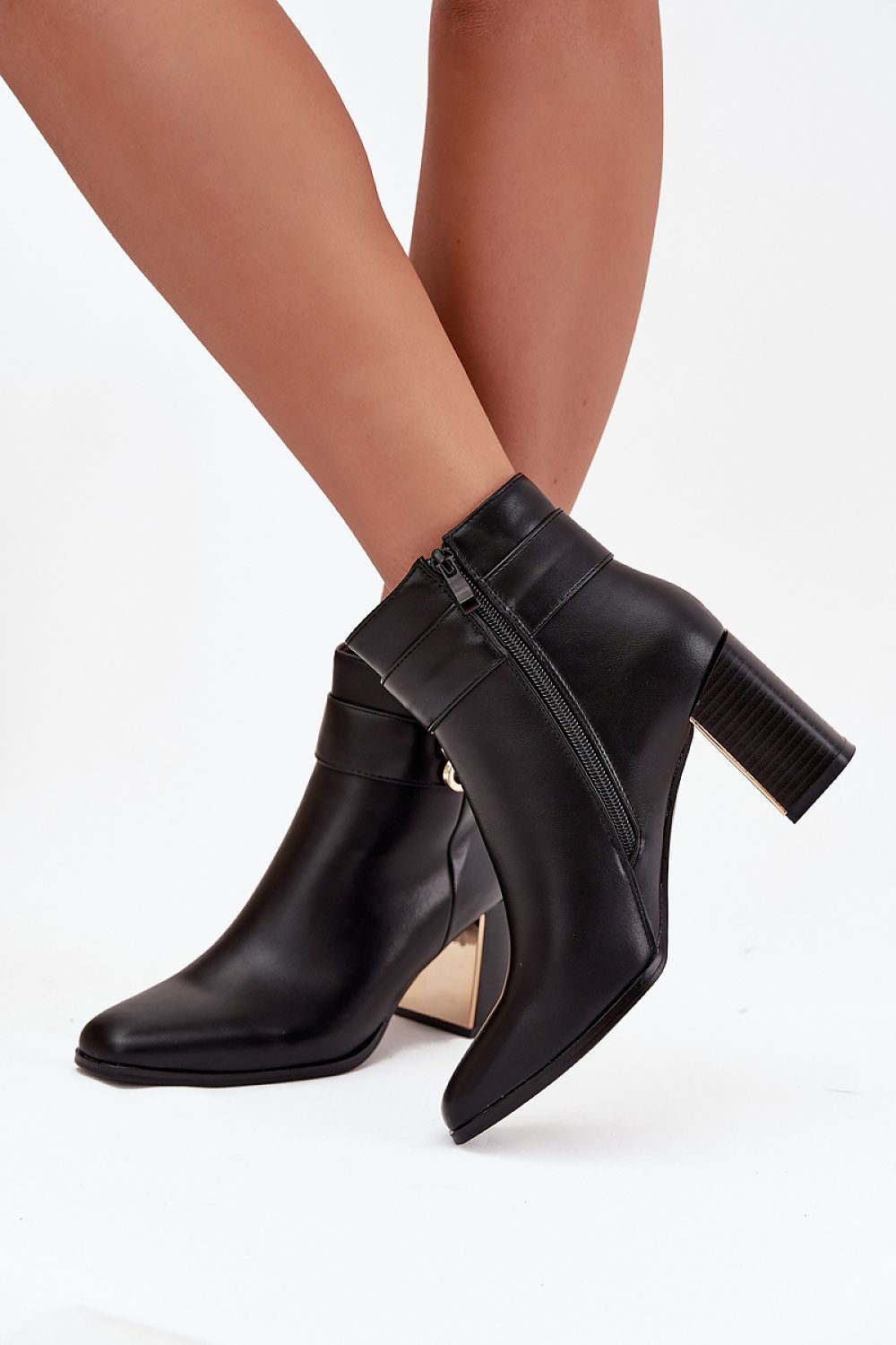  Batai su kulnu model 220694 Step in style 