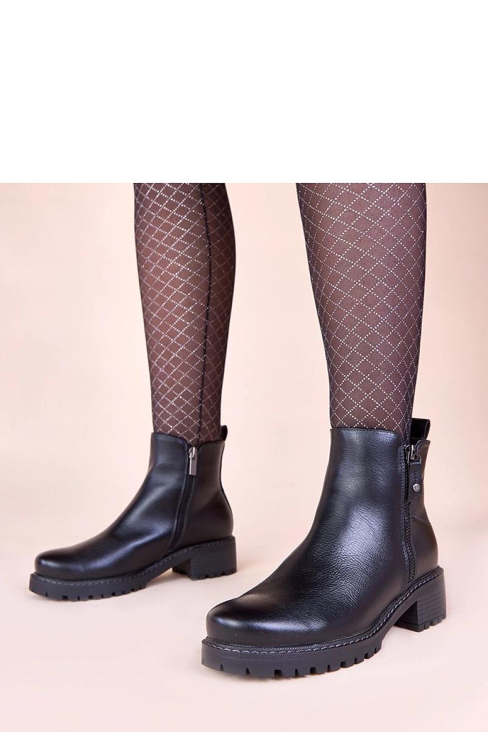  Batai su kulnu model 221011 Solea 
