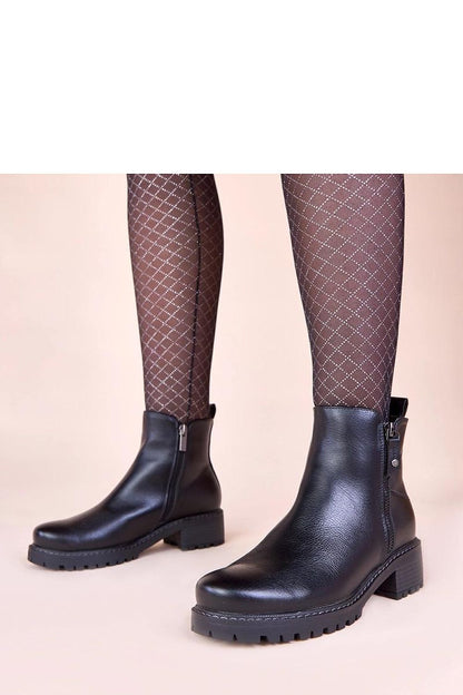 Batai su kulnu model 221011 Solea 