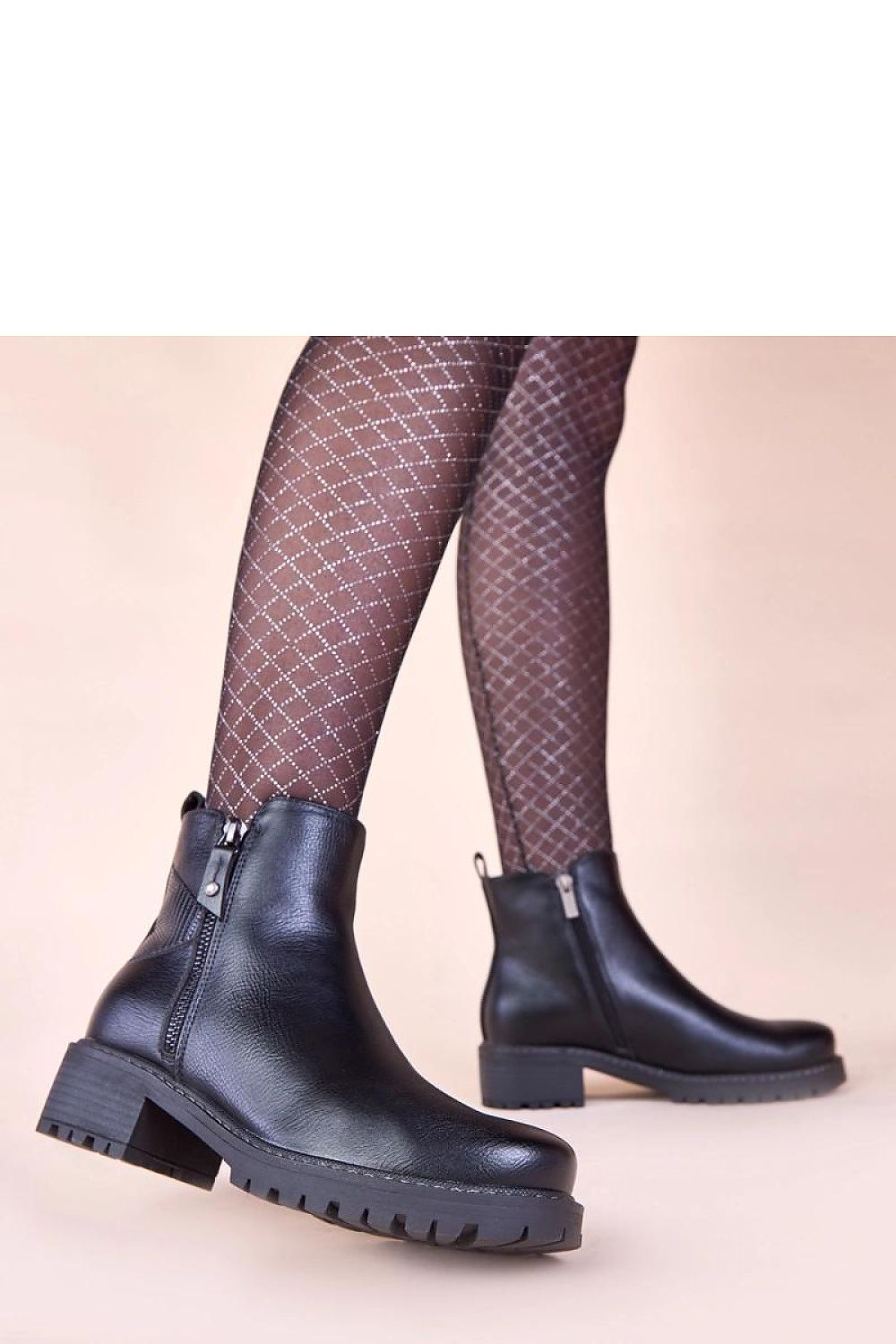  Batai su kulnu model 221011 Solea 