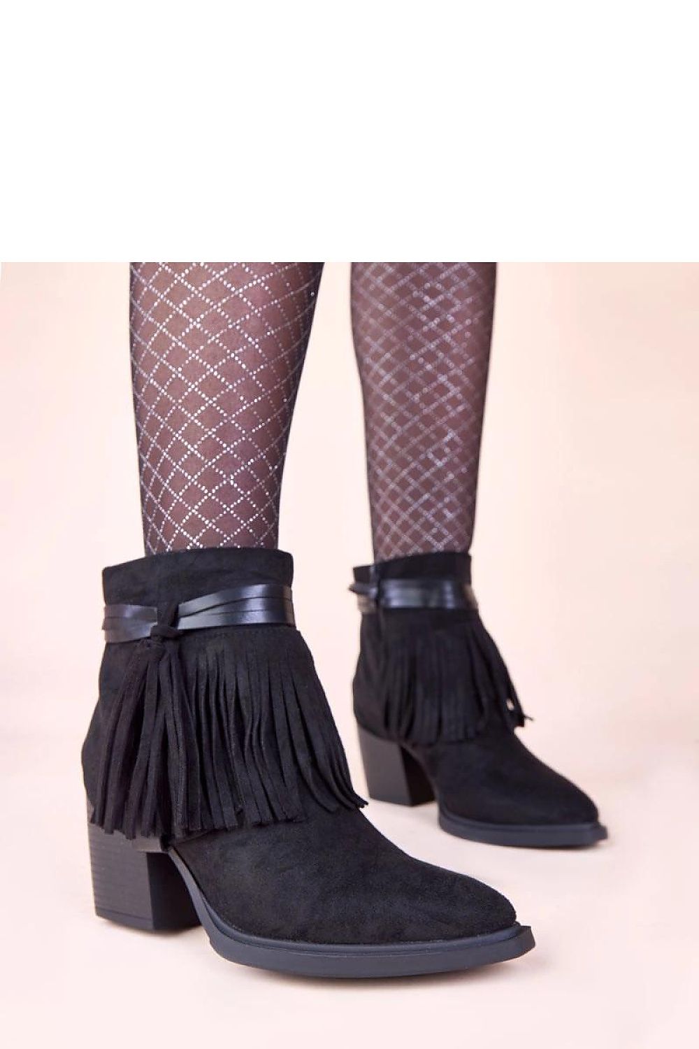  Batai su kulnu model 221019 Solea 