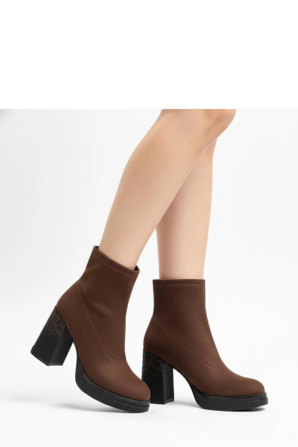  Batai su kulnu model 222036 Solea 