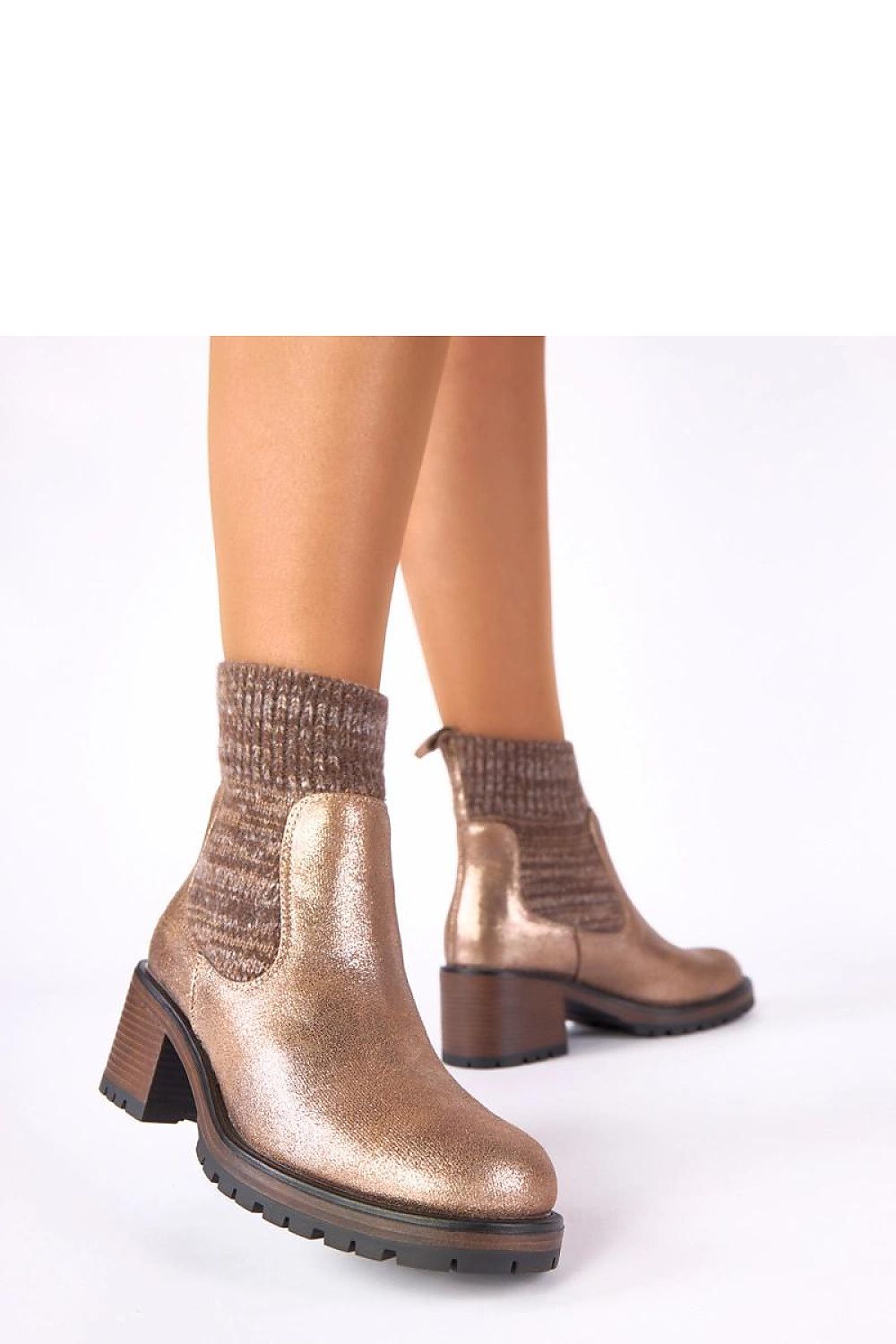  Batai su kulnu model 222349 Solea 