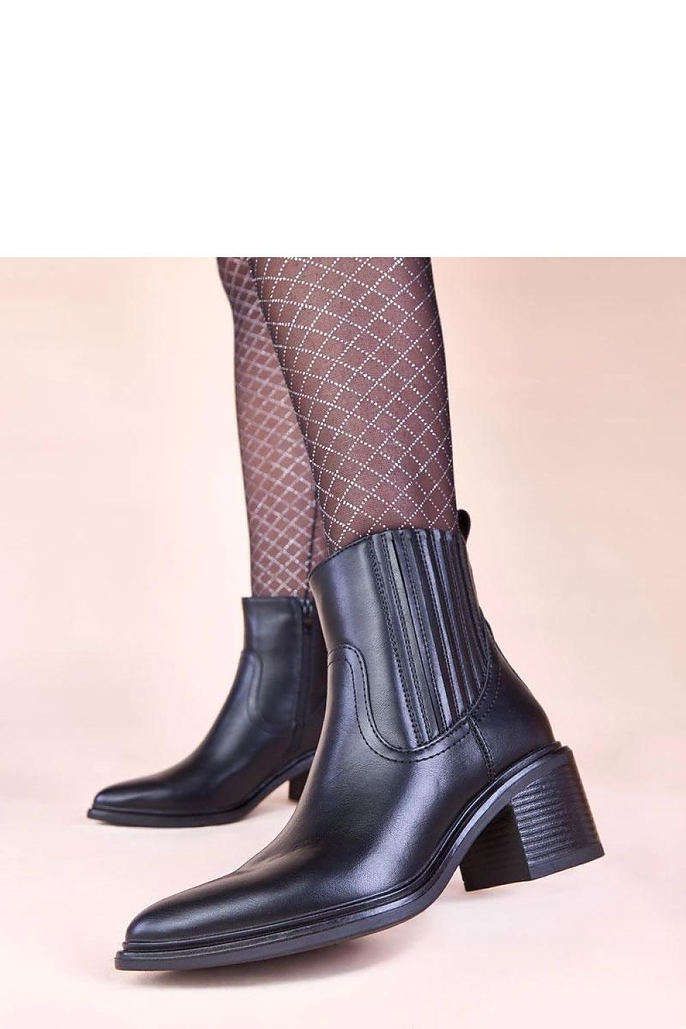  Batai su kulnu model 222368 Solea 