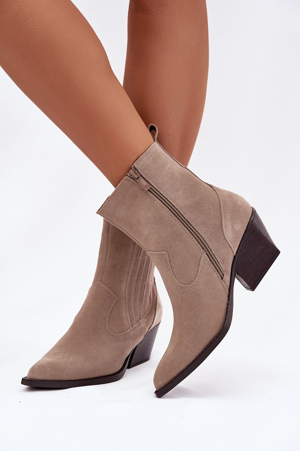  Batai su kulnu model 222487 Step in style 