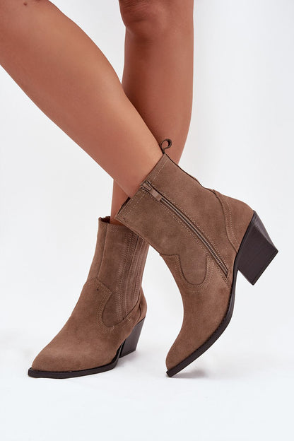  Batai su kulnu model 222510 Step in style 