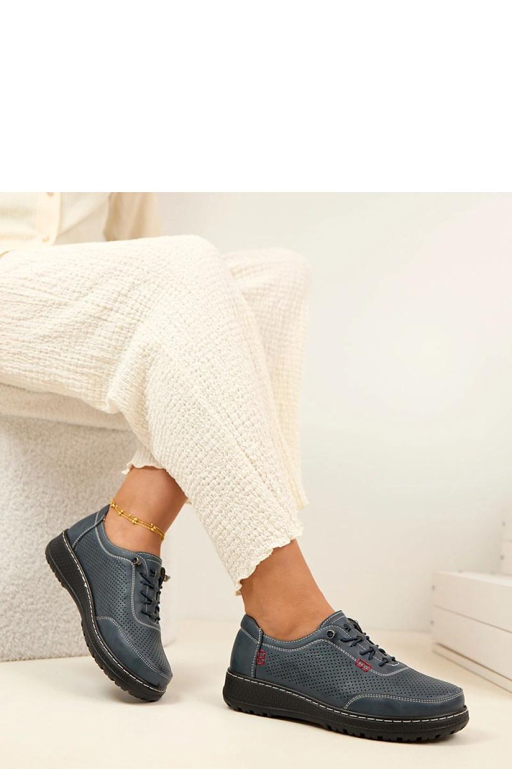 Žema avalynė model 225599 Solea 