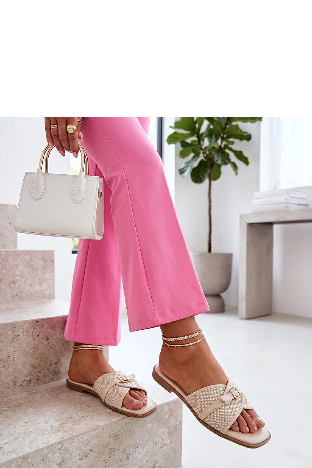  Šlepetės model 229805 Solea 
