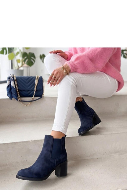  Batai su kulnu model 230789 Solea 