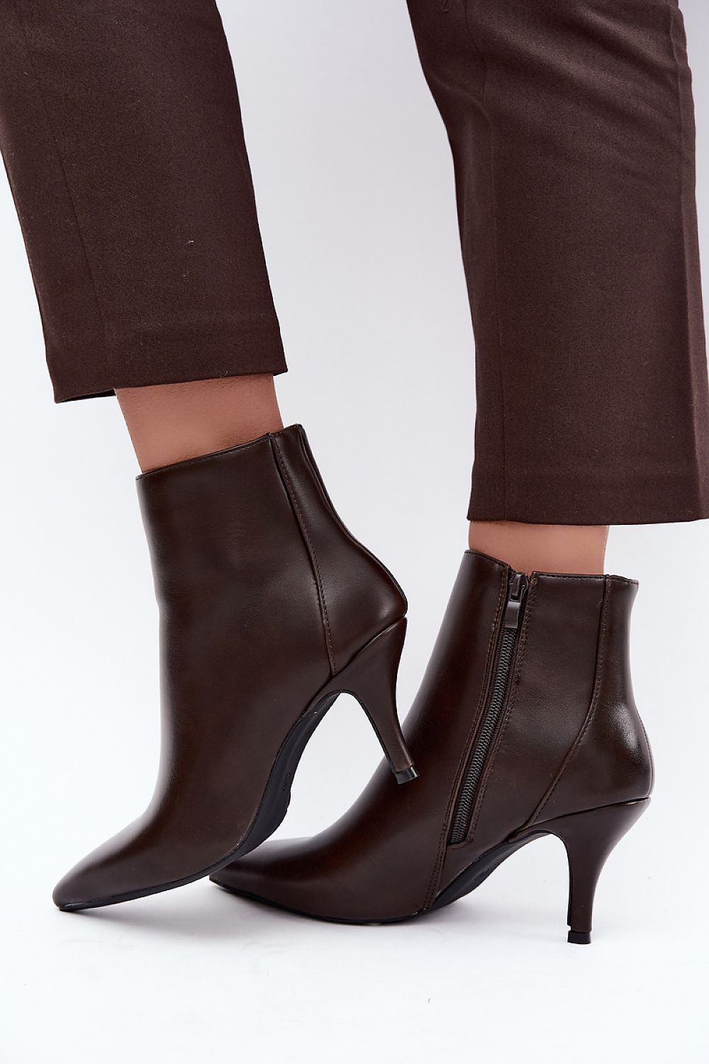  Batai su kulnu model 230929 Step in style 