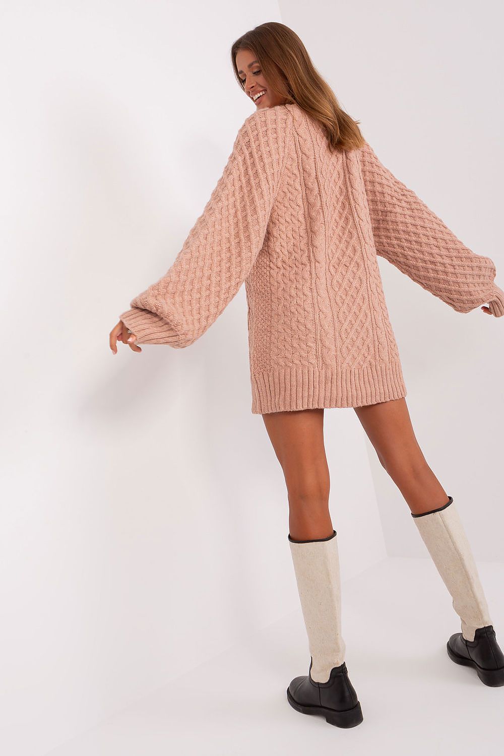  Ilgas megztinis model 185736 Wool Fashion Italia 